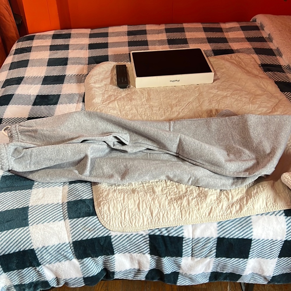 Sweat pants